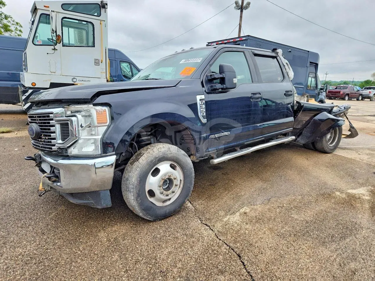 Ford F-350 6.7L 8 2022