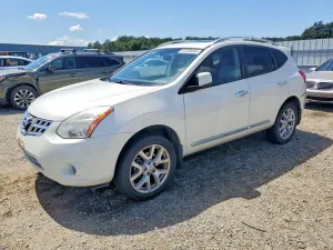 Nissan Rogue 2.5L 4 2012