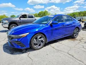Hyundai Elantra 2.0L 4 2024