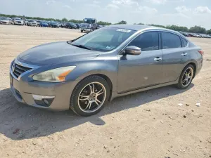 Nissan Altima 3.5L 6 2015