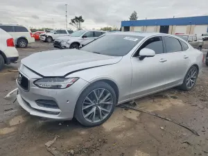 Volvo S90 2.0L 4 2017