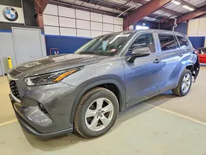 Toyota Highlander 2.4L 4 2023