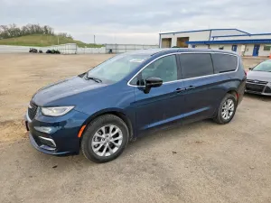 Chrysler Pacifica 3.6L 6 2025