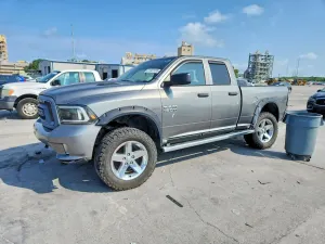 RAM 1500 5.7L 8 2013