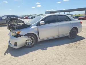 Toyota Corolla 1.8L 4 2011