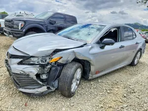 Toyota Camry 2.5L 4 2021