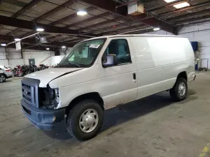 Ford Econoline 4.6L 8 2013