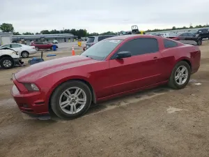 Ford Mustang 3.7L 6 2014
