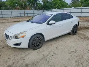 Volvo S60 2.5L 5 2013