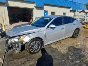 Nissan Altima 2.5L 4 2020
