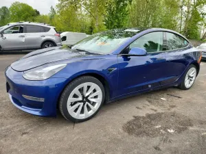 Tesla Model 3 2022