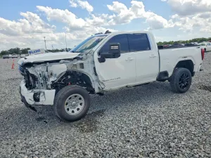 GMC Sierra 6.6L 8 2022