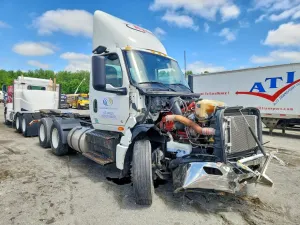 International LT Series 15.0L 6 2023