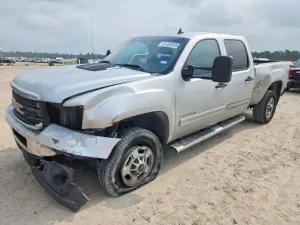 GMC Sierra 6.6L 8 2011