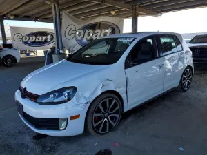 Volkswagen Golf 2.0L 4 2012