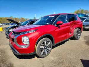 Mitsubishi Outlander 2.5L 4 2025