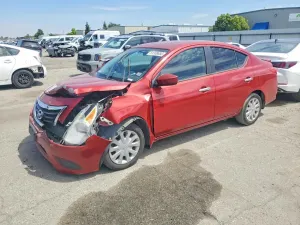 Nissan Versa 1.6L 4 2015
