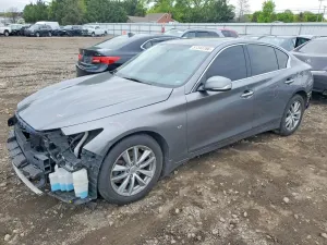 Infiniti Q50 3.7L 6 2015