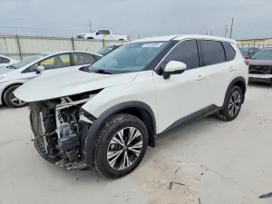 Nissan Rogue 2.5L 4 2021