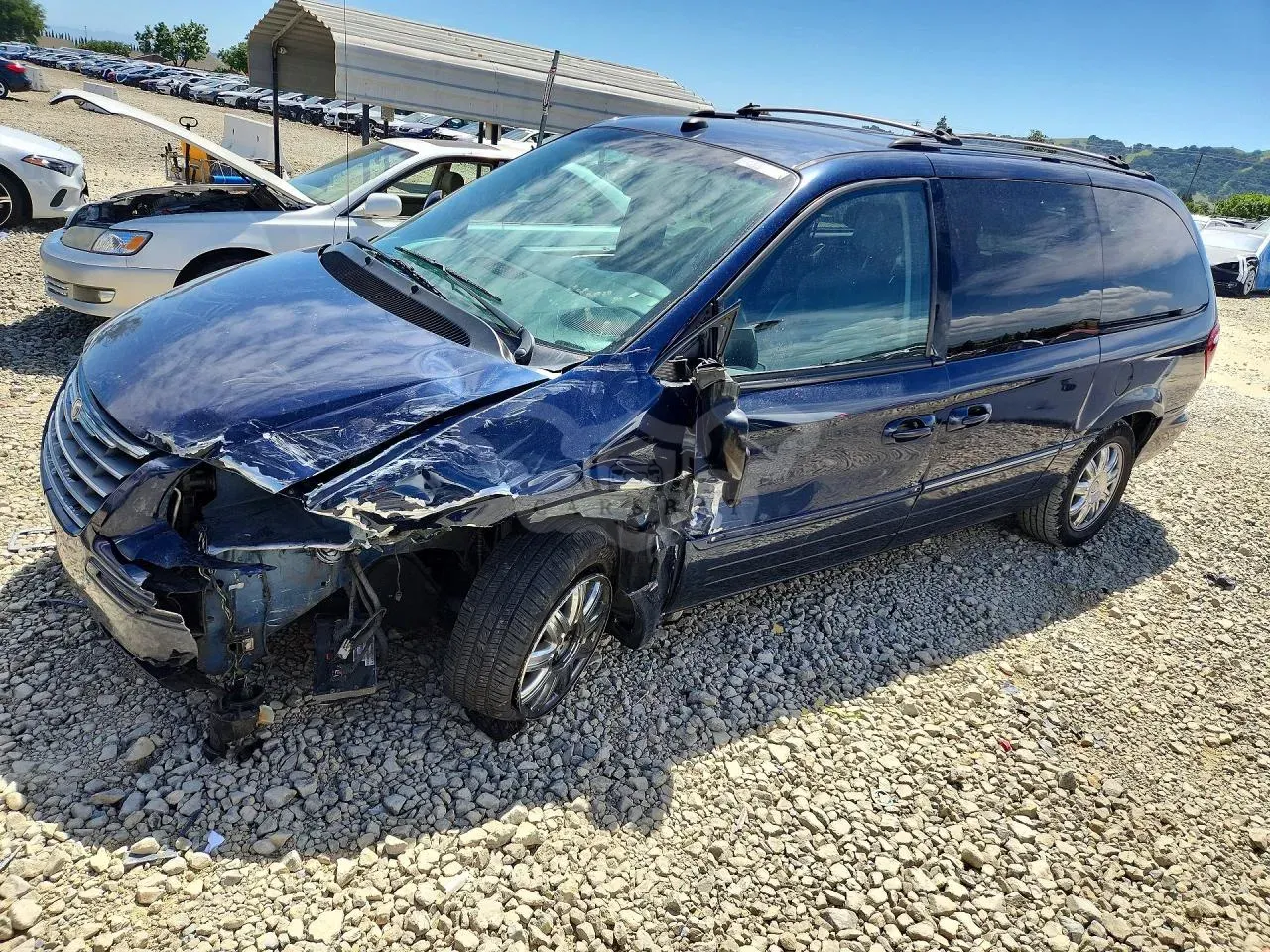 Chrysler Town & Country 3.8L 6 2005