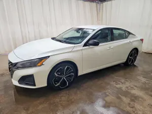Nissan Altima 2.5L 4 2025