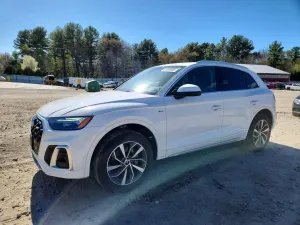 Audi Q5 2.0L 4 2023