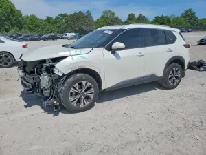 Nissan Rogue 2.5L 4 2021
