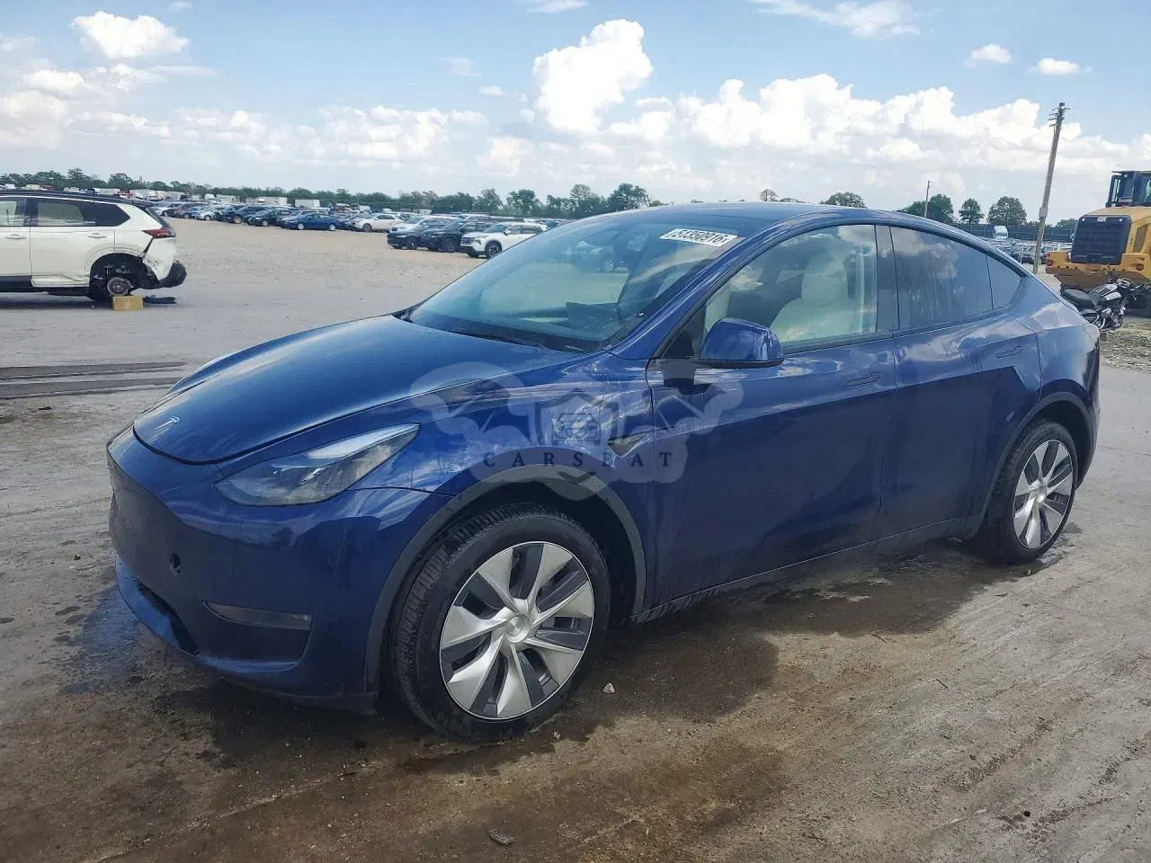 Tesla Model Y 2024