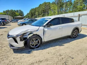 Kia K4 2.0L 4 2025