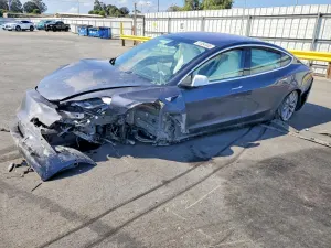 Tesla Model 3 2018