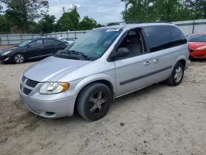 Dodge Grand Caravan (Caravan) 3.3L 6 2005