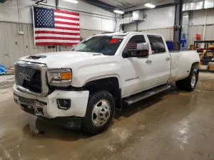GMC Sierra 6.6L 8 2017