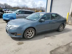Ford Fusion SE 2.5L 4 2012