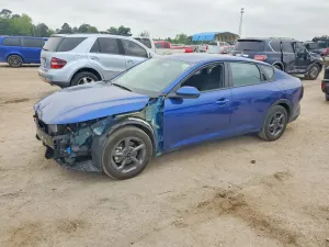 Kia K4 2.0L 4 2025