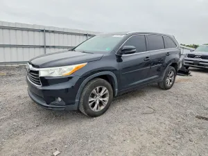 Toyota Highlander 3.5L 6 2014