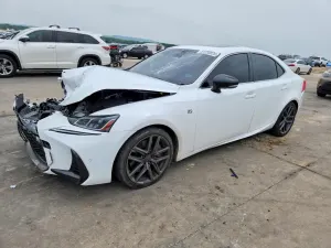Lexus IS 2.0L 4 2019