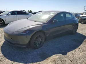 Tesla Model 3 2025