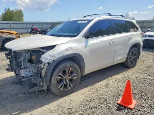 Toyota Highlander 3.5L 6 2016