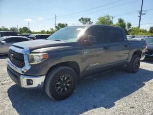 Toyota Tundra 5.7L 8 2018