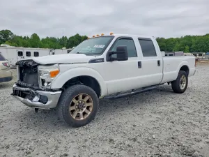 Ford F-250 6.2L 8 2015