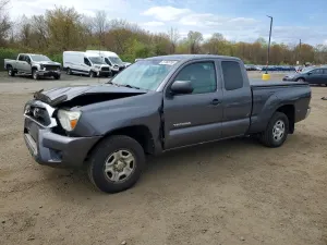 Toyota Tacoma 2.7L 4 2014