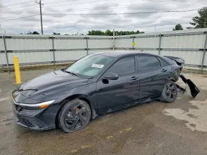 Hyundai Elantra 2.0L 4 2026