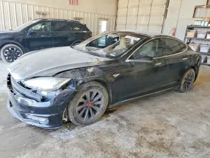Tesla Model S 2016