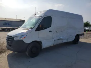 Mercedes-Benz Sprinter 2.0L 4 2025