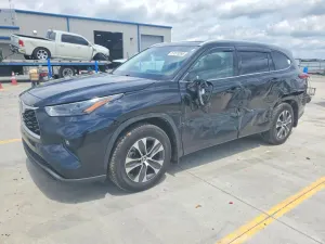 Toyota Highlander 3.5L 6 2022