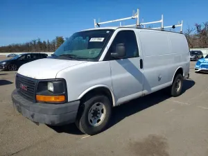 GMC Savana 4.8L 8 2012
