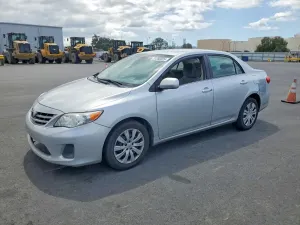 Toyota Corolla 1.8L 4 2013
