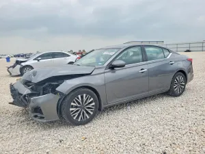 Nissan Altima 2.5L 4 2023