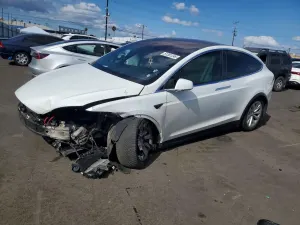 Tesla Model X 2018
