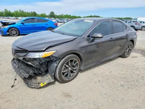 Toyota Camry 2.5L 4 2018